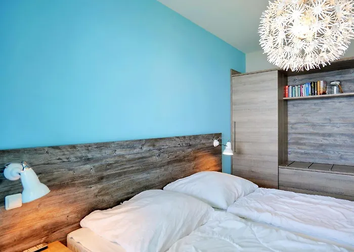 Doeser Seedeich 7, Sd14 *